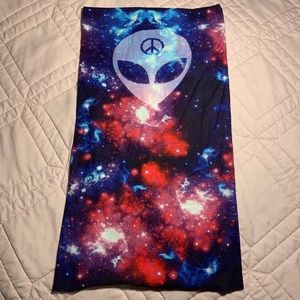 IHEARTRAVES Tie-dye alien print face mask